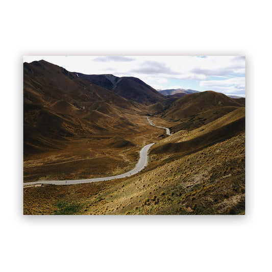 Straße durch die Berge